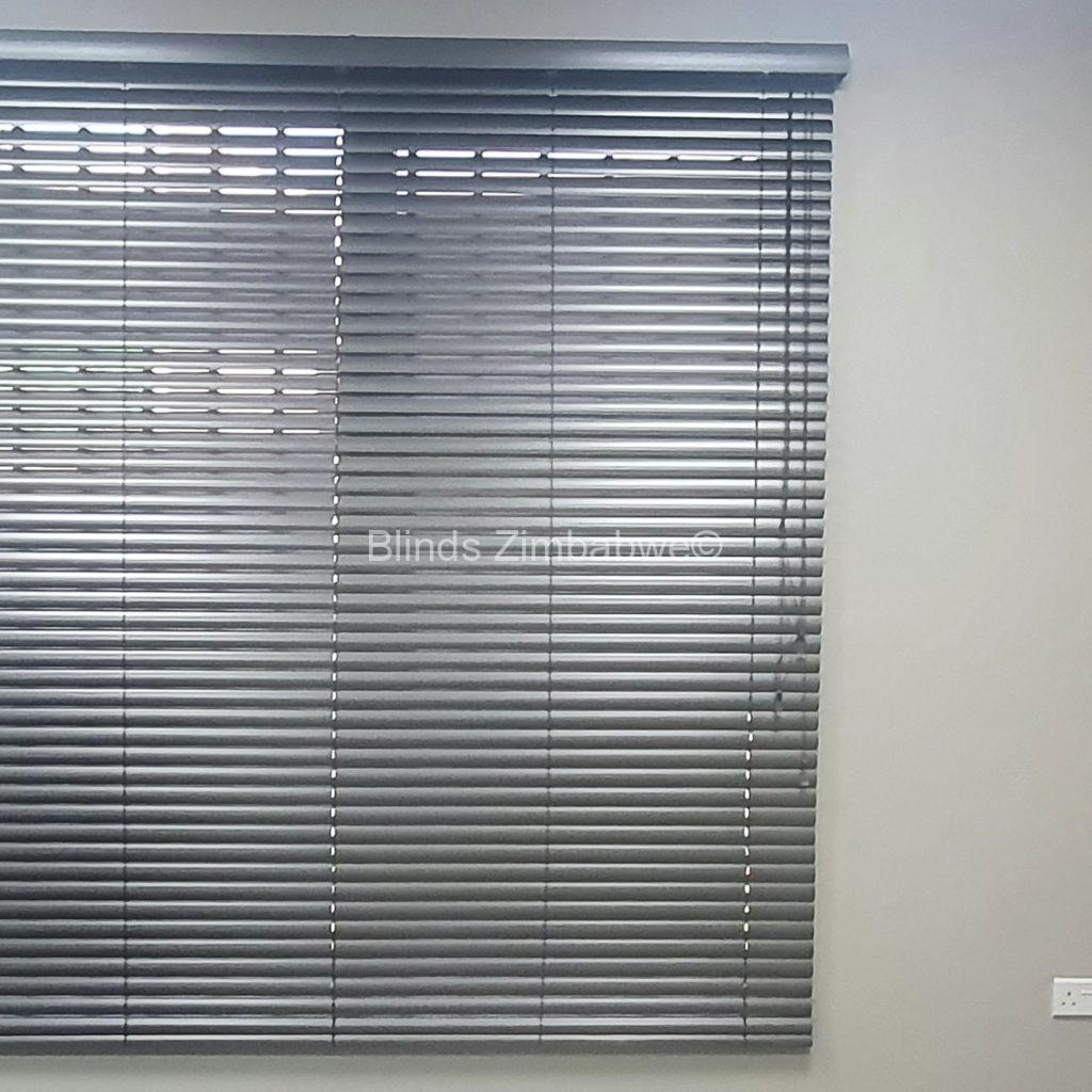 25mm Venetian Blinds 