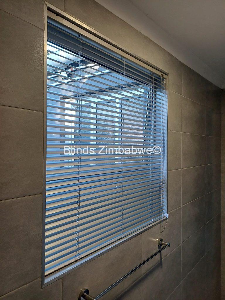 25mm Venetian Blinds