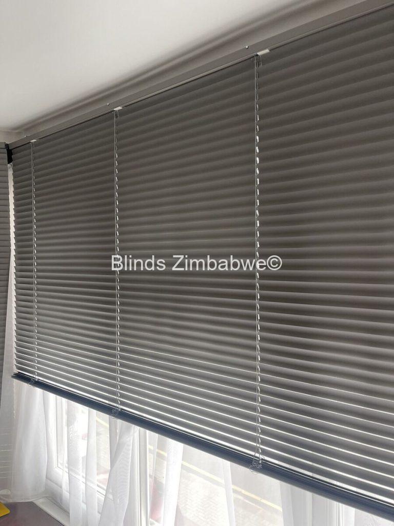 25mm Venetian Blinds